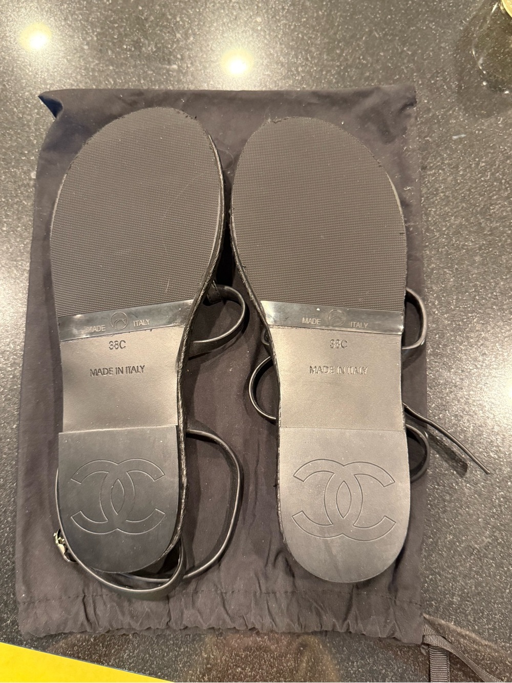 CHANEL Black Braided Espadrille Thong Sandals with Gold CC Emblems - Picture 2 of 2